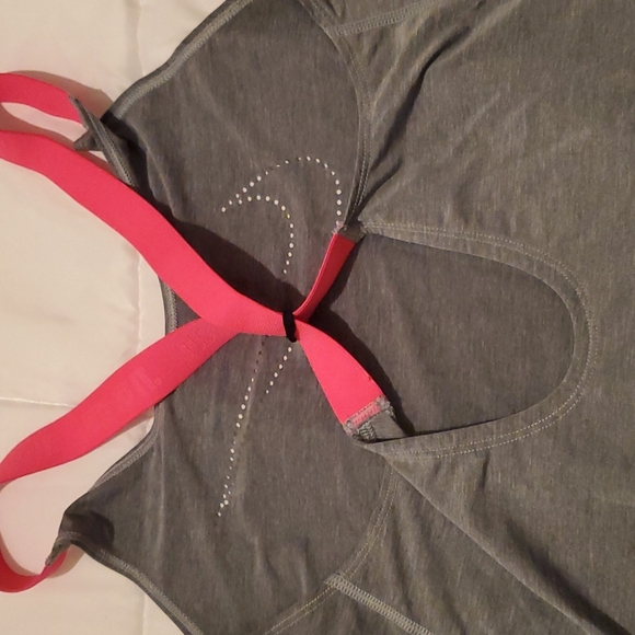 Nike Tank - Picture 3 of 4